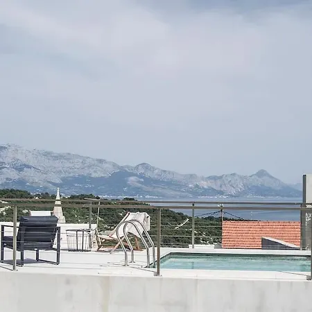 Villa Duomo-retreat Yourself With Style & Keep Memories