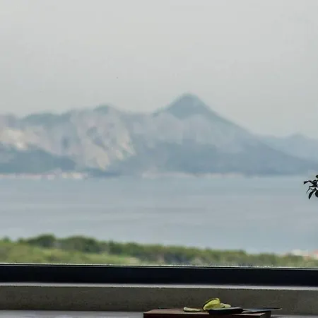 Villa Duomo-retreat Yourself With Style & Keep Memories